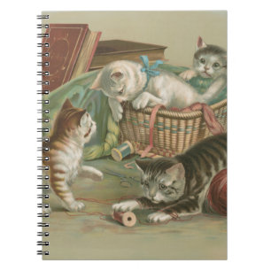 Cuaderno Gatitos Victorianos Antiguos Jugando en una Cesta