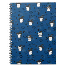 Gatitos y pinturas en el Ceruleño oscuro