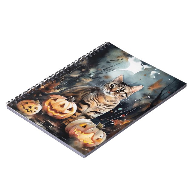 Cuaderno Gato Bengal de Halloween con calabazas aterradoras (Lado Izquierdo)