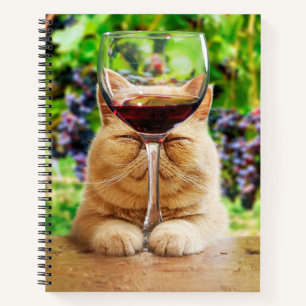 Cuaderno Gato con vidrio de vino