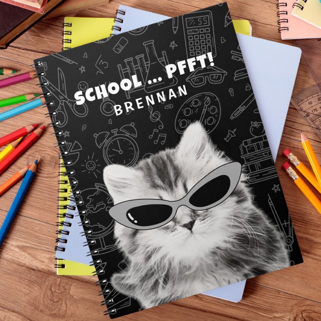 Cuaderno Gato gracioso con gafas de sol de vuelta al Person (Available in lined, graph, sketch, etc.  Also comes in multiple types and sizes. Pfft!)