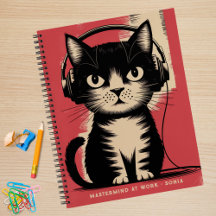 Gato Negro Retro, Cerebro Maestro en Acción & Nomb