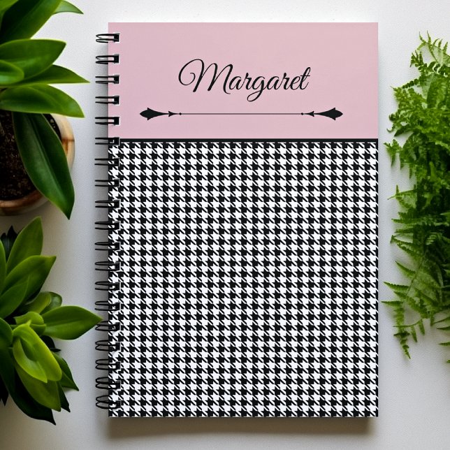 Cuaderno Girly Chic Classic Houndstooth & Pink Notebook (Subido por el creador)
