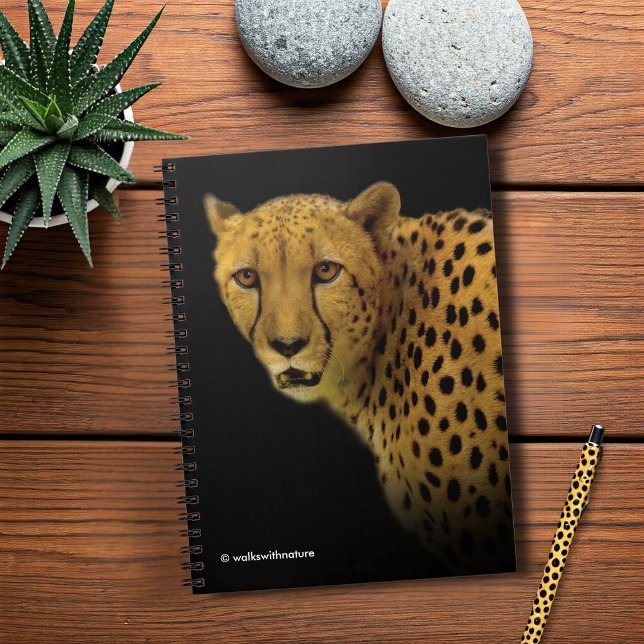 Cuaderno Glances comerciales con un chita magnífico (Trading Glances with a Magnificent Cheetah Journal Cover Photo)