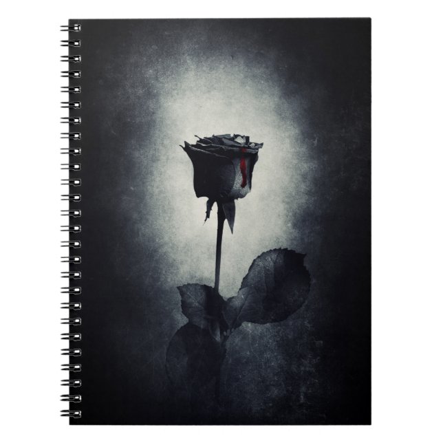 Cuaderno Gótico Rosa negro goteando sangre en morena negra (Frente)