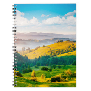Cuaderno Gran paisaje de campo a la luz de la mañana. Loca