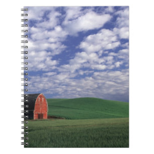 Cuaderno Granero rojo en campo de trigo y cebada en Whitman