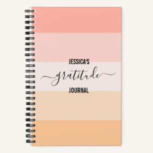 Cuaderno Gratitude Journal blush nombre de script rayado ro