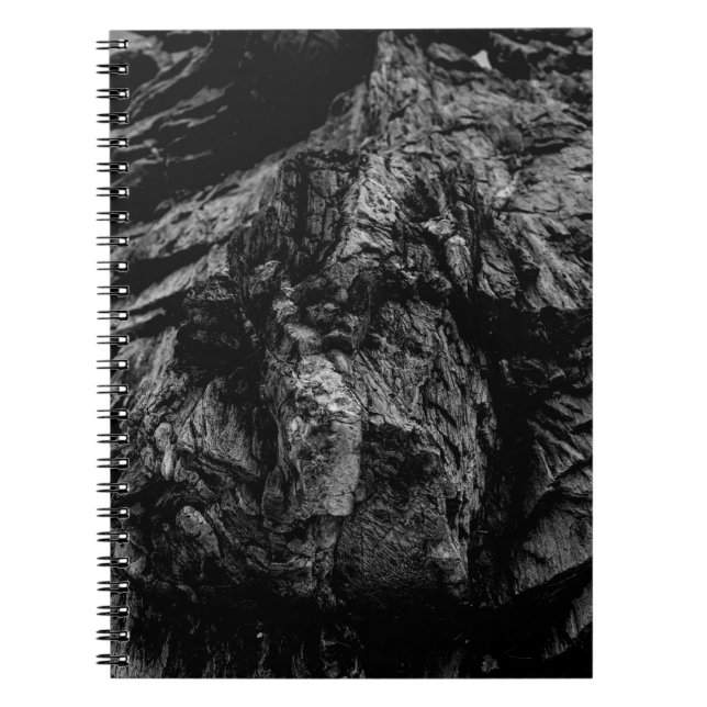 Cuaderno Grayscale photo of rock (Frente)