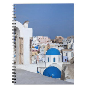 Cuaderno Grecia, Santorini. Campanario y cúpulas azules de 