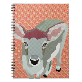 Cuaderno gris del naranja del cervatillo