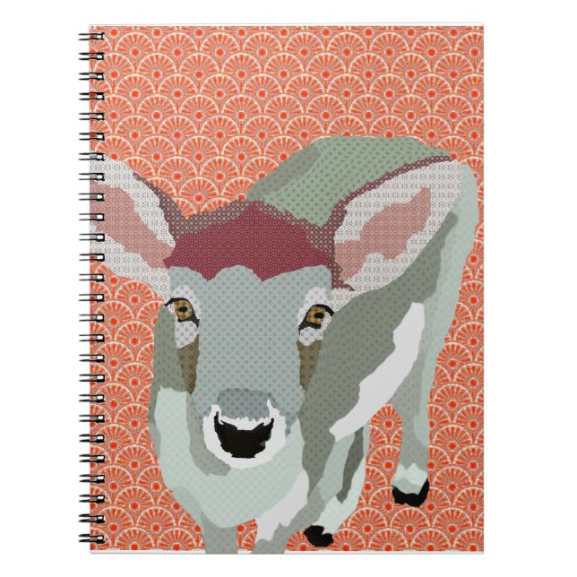 Cuaderno gris del naranja del cervatillo (Frente)