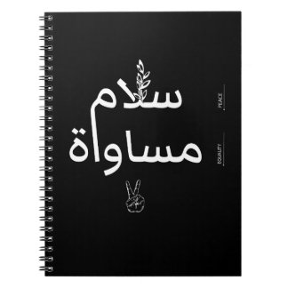 Cuaderno Guerreros de la Justicia Social diciendo Paz e Igu