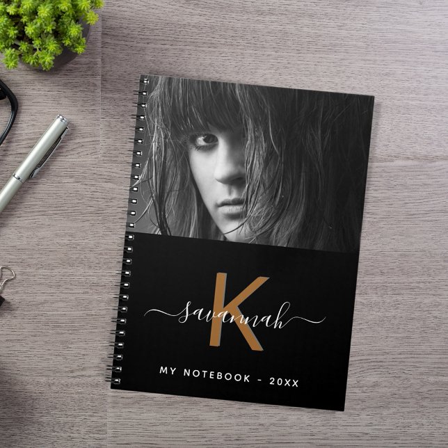 Cuaderno Guión monográfico de fotografías en blanco negro (Subido por el creador)