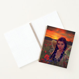 Cuaderno Hada al atardecer en un campo de amapolas Fantasía
