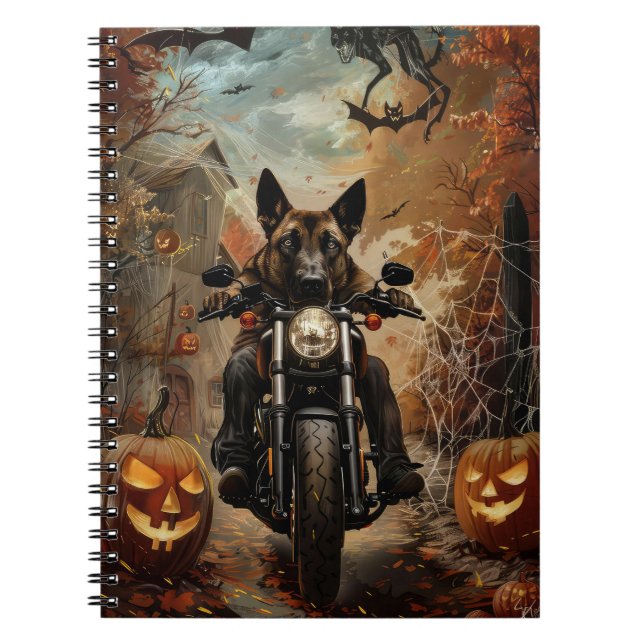 Cuaderno Halloween en motocicleta de Pastor Anatoliano (Frente)