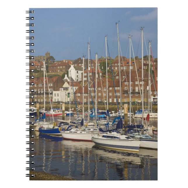 Cuaderno Harbour, Whitby, North Yorkshire, Inglaterra (Frente)