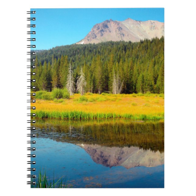 Cuaderno Hat Lake en el Parque Nacional Volcánico Lassen (Frente)