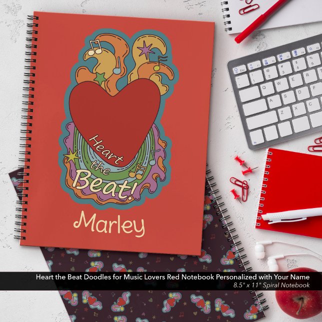 Cuaderno Heart the Beat: Doodles para los amantes de la mús (Heart the Beat Doodles for Music Lovers Red Notebook Personalized with Your Name)