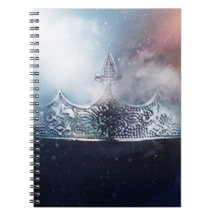 Cuaderno Hermosa reina y corona real