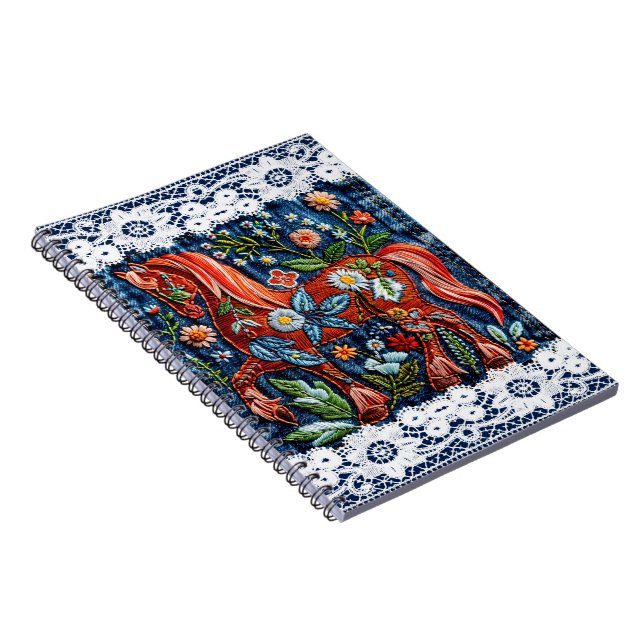 Cuaderno Hermoso Caballo Bordado (Lado Derecho)
