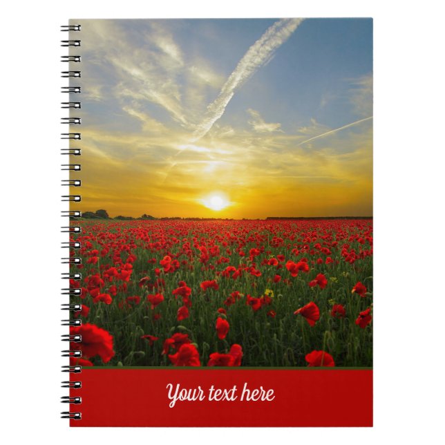 Cuaderno Hermoso Campo De Adormidera Roja En La Fotografía  (Frente)