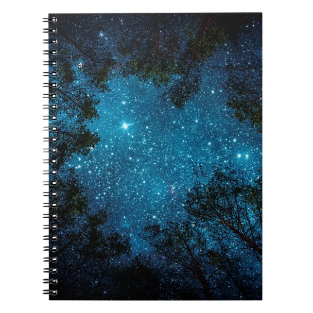Cuaderno Hermoso cielo nocturno, la Vía Láctea y los árbole (Frente)