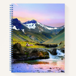 Cuaderno Hermoso paisaje paisajístico de Islandia
