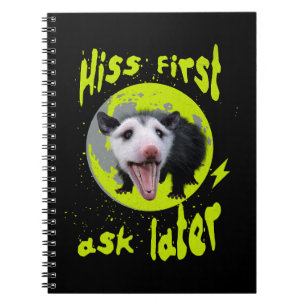 Cuaderno Hiss First Ask Later Divertido Humor de Zarigüeya 