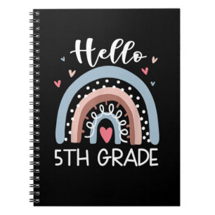 Cuaderno Hola, Grado 5 Grado Funny Boho Rainbow de vuelta a