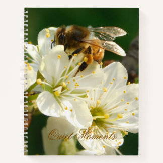 Cuaderno Honey Bee on White Plum Blossom Journal