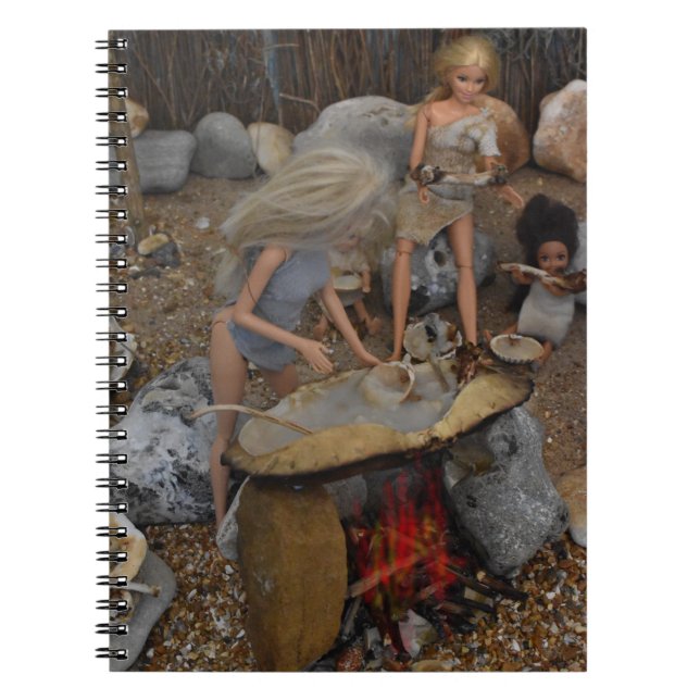 Cuaderno Hora de comer en el Jurásico. (Frente)