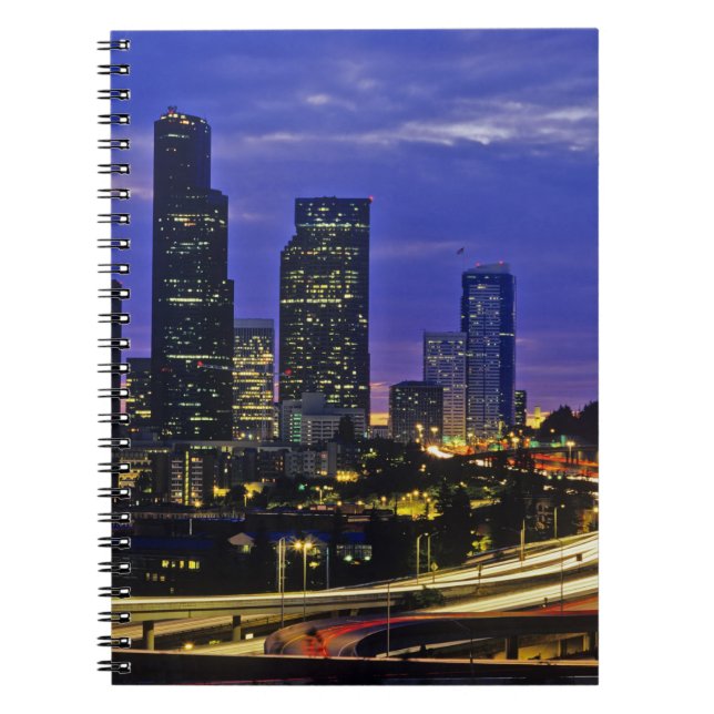 Cuaderno horizonte de Seattle, Washington de noche (Frente)