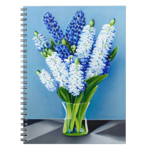 Cuaderno Hyacinths blancos en una bolsa de vidrio en azul