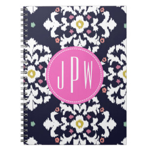 Cuaderno Ikat y monograma rosado