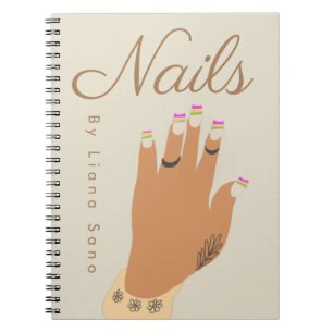 Cuaderno Ilustración de mano de artista de uñas tatuadas