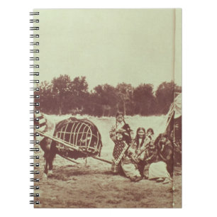 Cuaderno Indios de Cheyenne en el movimiento, 1878 (foto de