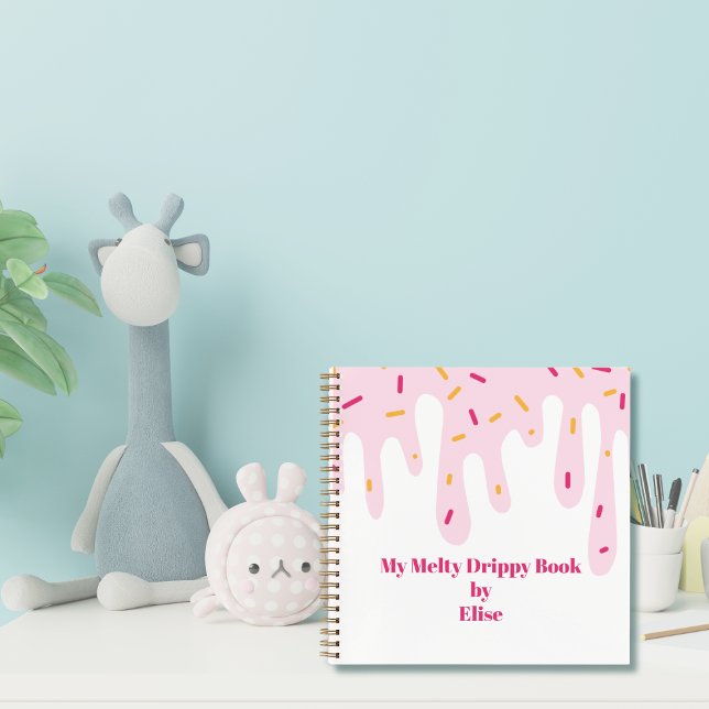 Cuaderno infantil mono adorable derritiéndose (Subido por el creador)