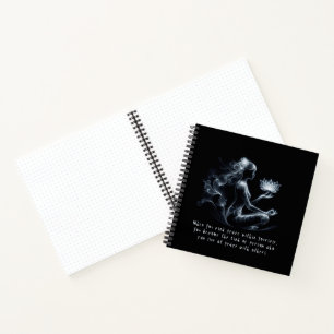 Cuaderno Instructora de Yoga Loto Postura de Meditación Nie