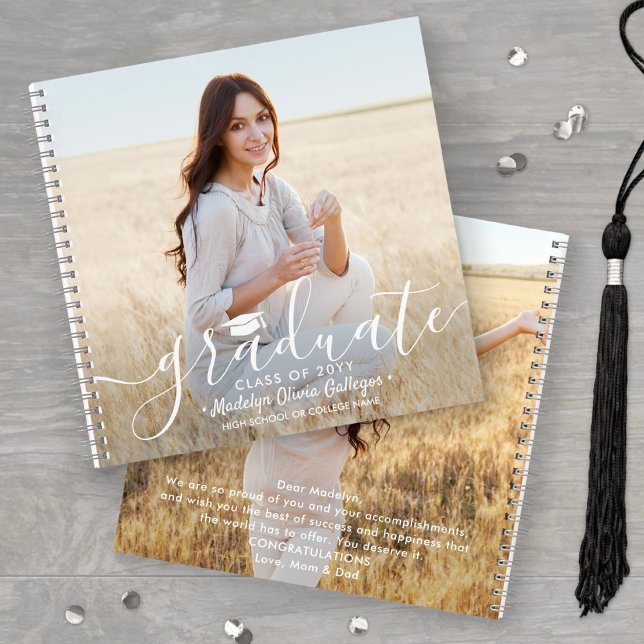 Cuaderno Invitado a graduación de guiones blancos de fotos  (Subido por el creador)