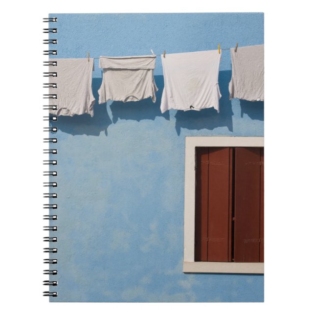 Cuaderno Italia, Burano. Ropa tendida y ventanas a lo (Frente)