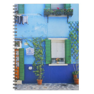 Cuaderno Italia, Burano. Una casa colorida en Burano cerca
