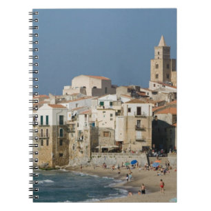 Cuaderno Italia, Sicilia, Cefalu, Vista de la ciudad con el