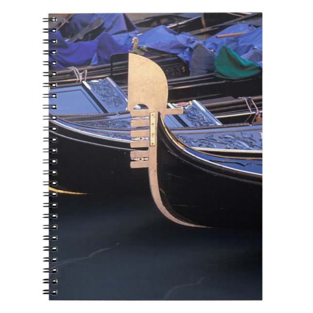Cuaderno Italia, Véneto, Venecia. Fila de góndolas. (Frente)