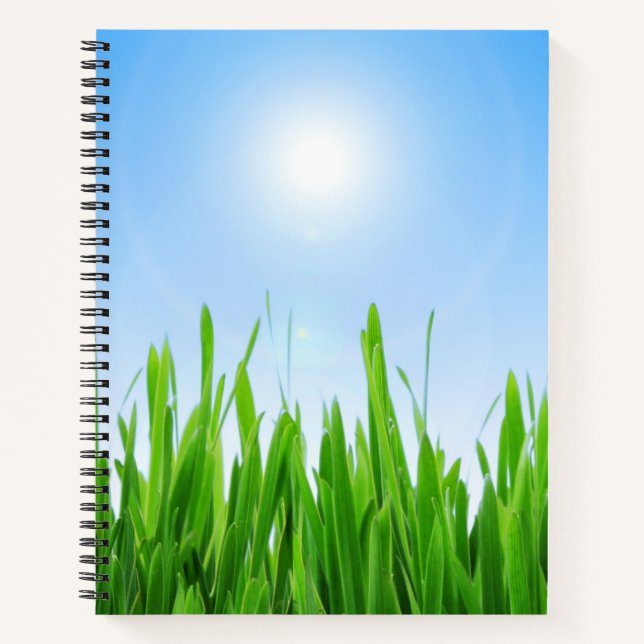 Cuaderno Jardín de césped verde con diseño de cielo azul (Anverso)