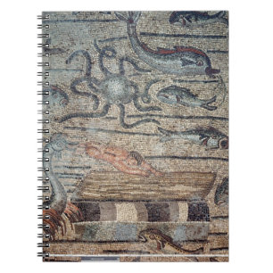 Cuaderno Jonah que es escupido hacia fuera por la ballena,