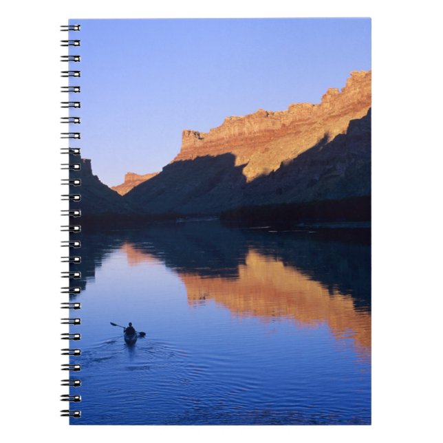 Cuaderno Kayak en el río Colorado en español (Frente)