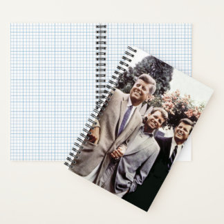 Cuaderno Kennedy Brothers, Presidente John, Robert y Ted