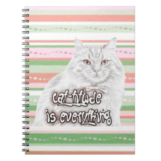 Cuaderno La actitud felina lo es todo — lleva tu confianza 