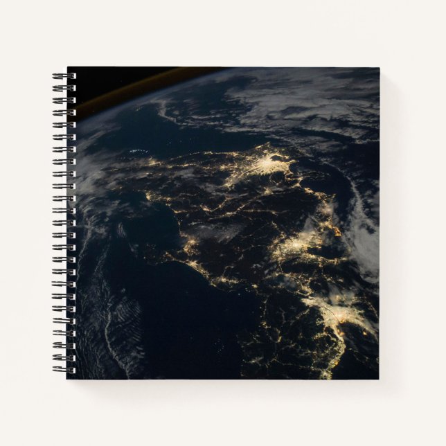 Cuaderno La Ciudad Se Ilumina Por La Noche En Japón. (Anverso)